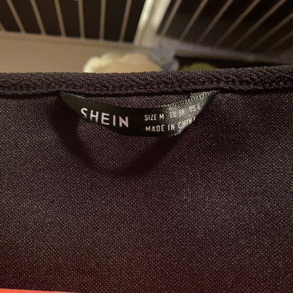 SHEIN cropped top - Picture 2 of 3